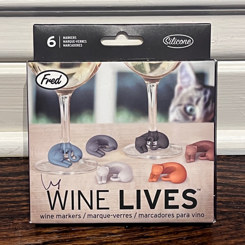 Fred Wine Lives Sleeping Cats Silicone Wine Markers Mulicolor Party Set of 6